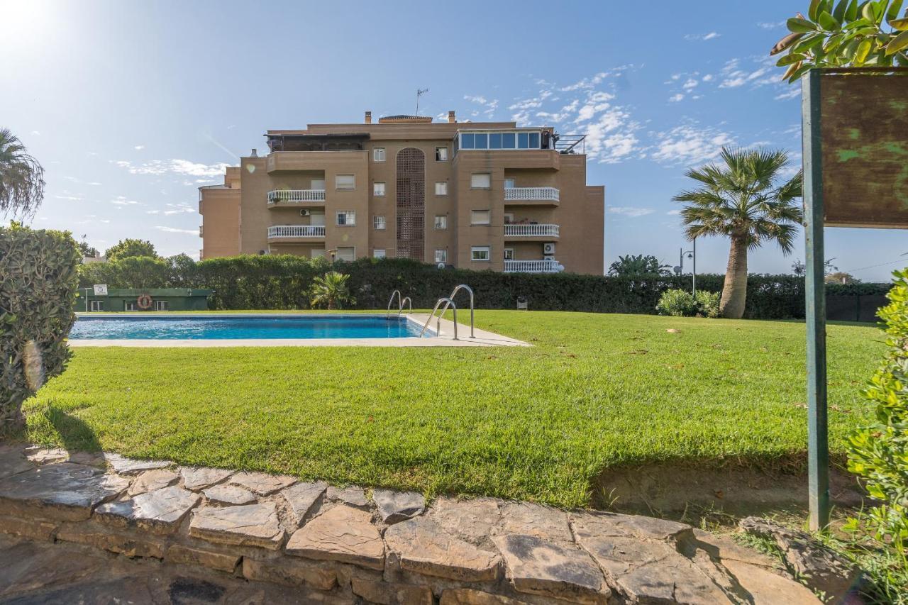 Suite Homes Hesperides Garden Beach مالقة المظهر الخارجي الصورة