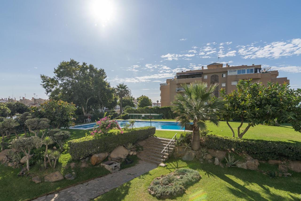 Suite Homes Hesperides Garden Beach مالقة المظهر الخارجي الصورة