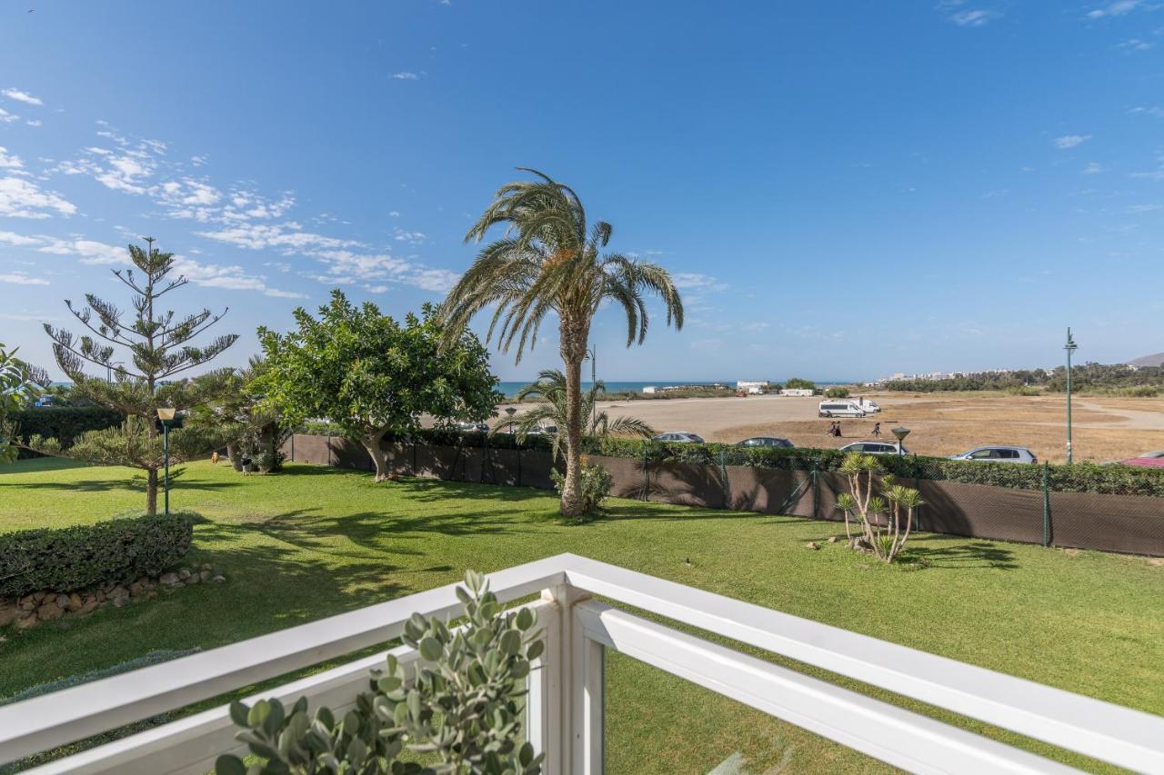 Suite Homes Hesperides Garden Beach مالقة المظهر الخارجي الصورة
