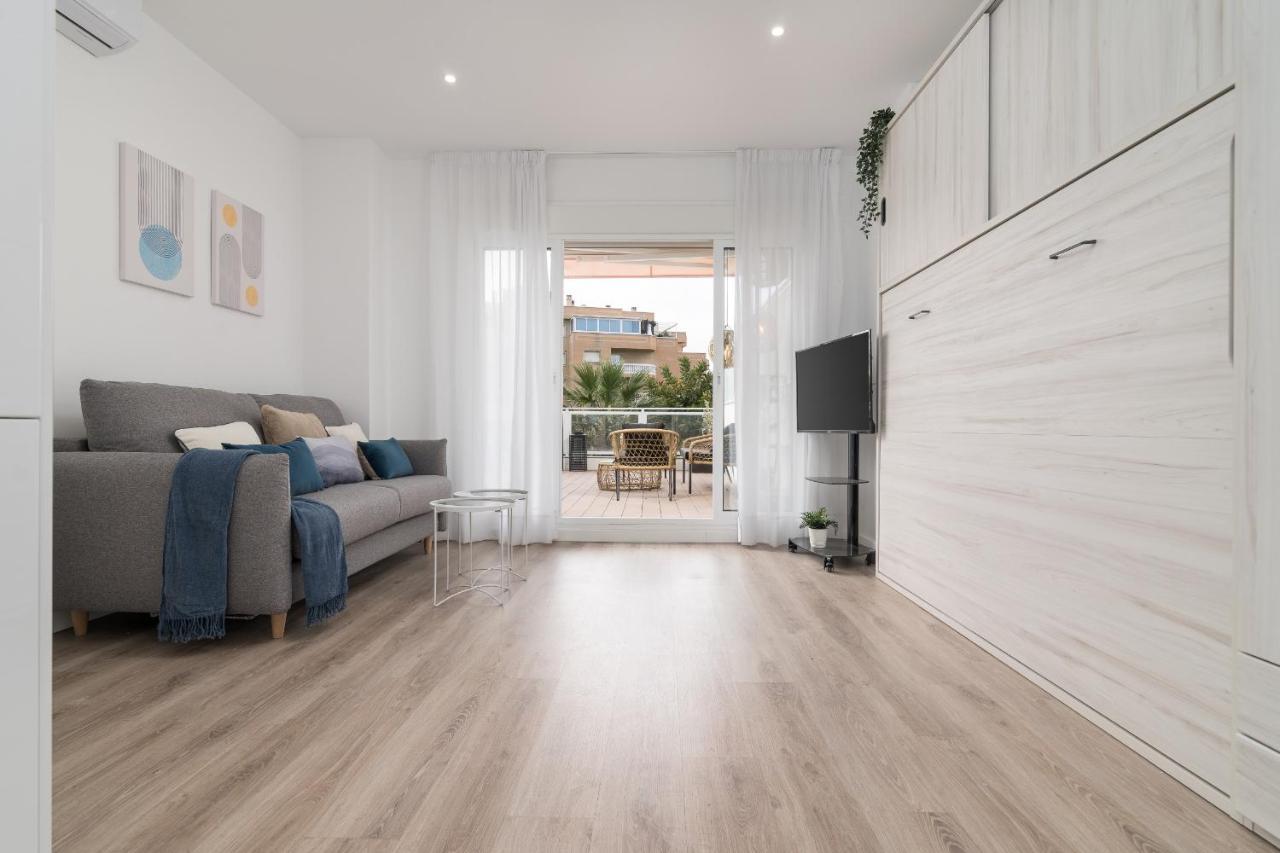 Suite Homes Hesperides Garden Beach مالقة المظهر الخارجي الصورة