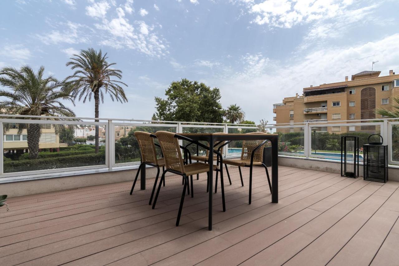 Suite Homes Hesperides Garden Beach مالقة المظهر الخارجي الصورة