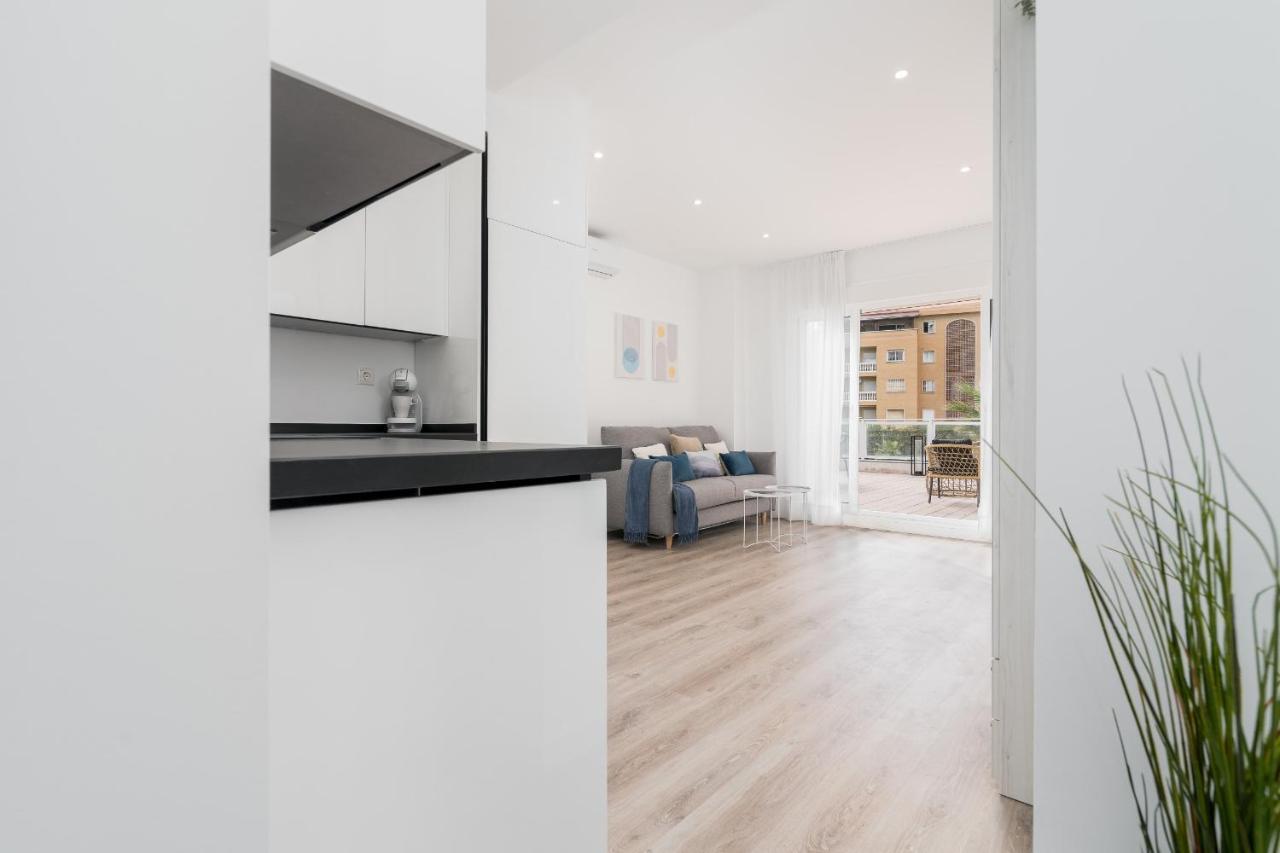 Suite Homes Hesperides Garden Beach مالقة المظهر الخارجي الصورة